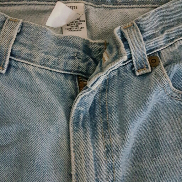 LIZ CLAIBORNE JEANS, RELAXED FIT, PETITE 4 REGULAR - Picture 3 of 4