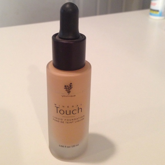 Touch Liquid foundation
