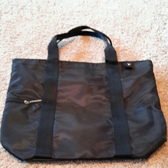 BLACK TOTE