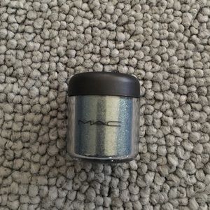 New Mac makeup pigment steel blue