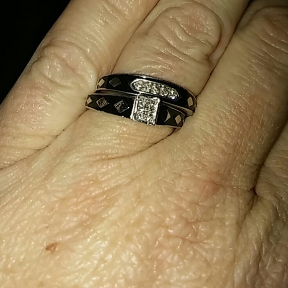 Needs to go asap Obo 💍💎Wedding set💍💎 brand new