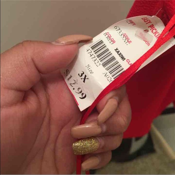 Plus size - Picture 4 of 4