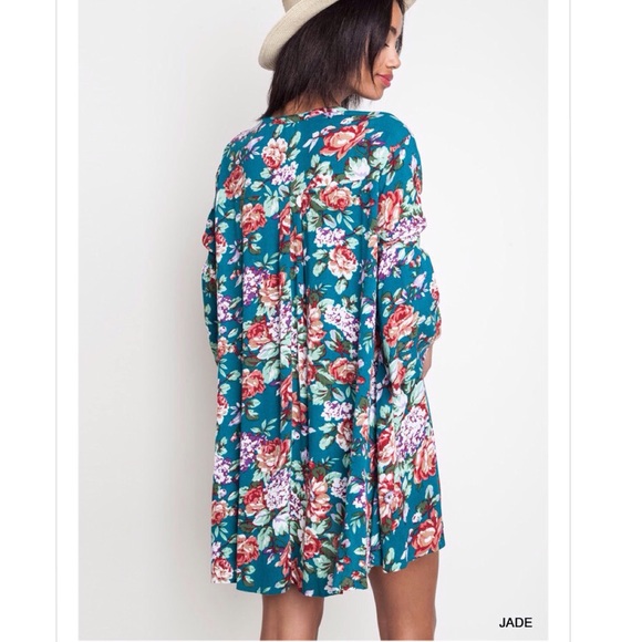 ❗️ LAST ❗️Jade 3/4 sleeve Floral print trapeze top - Picture 2 of 3