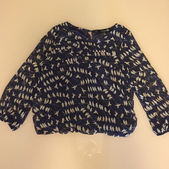 Long Sleeve Blouse. Bird print.