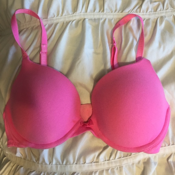 Hot pink Victoria secrete push up bra
