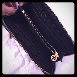 Tory Burch leather wallet