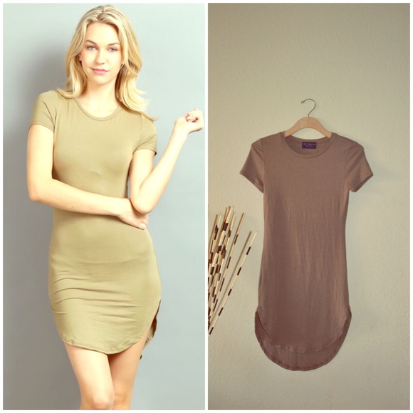 Dresses & Skirts - SALE! ✨Taupe Tunic Dress