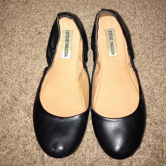 Black and Nude Steve Madden flats