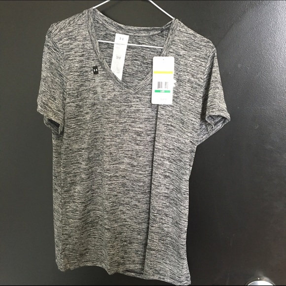 NWT under armor tee