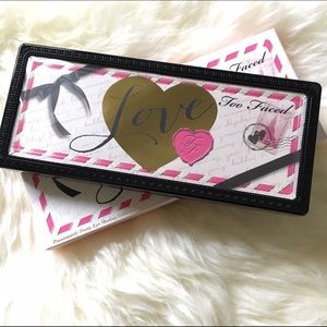 Too Faced Love Palette