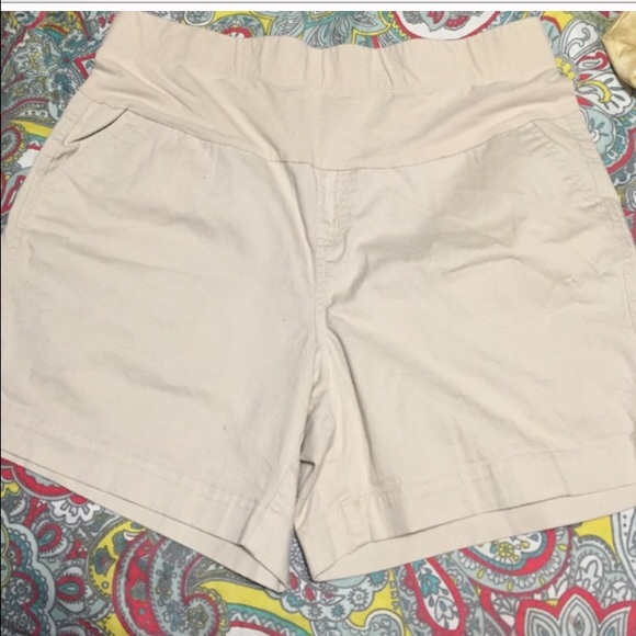 Bundle ALSO black shorts