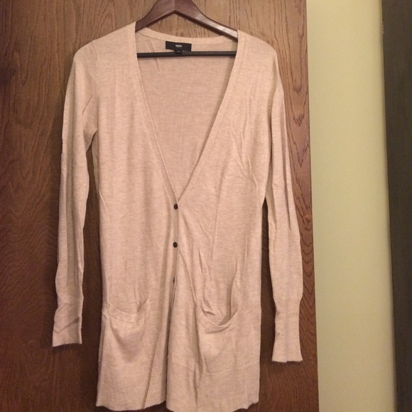 Cardigan - Picture 1 of 4