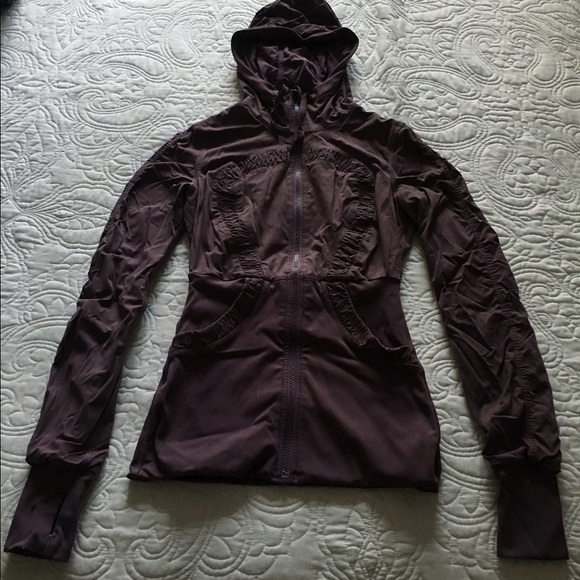 Lululemon athletica sweatshirt