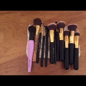 Makeup Brushes