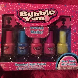 Bubble Yum nail kit