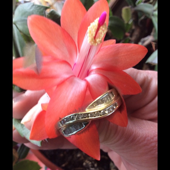 Gold ring