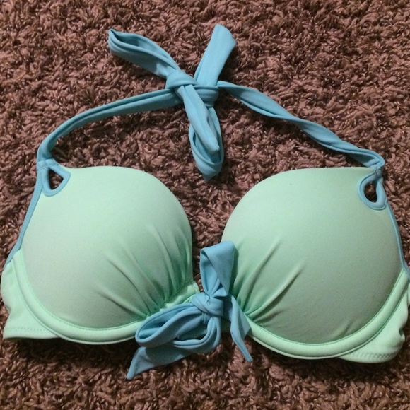 Rare VS push-up swim top 💖