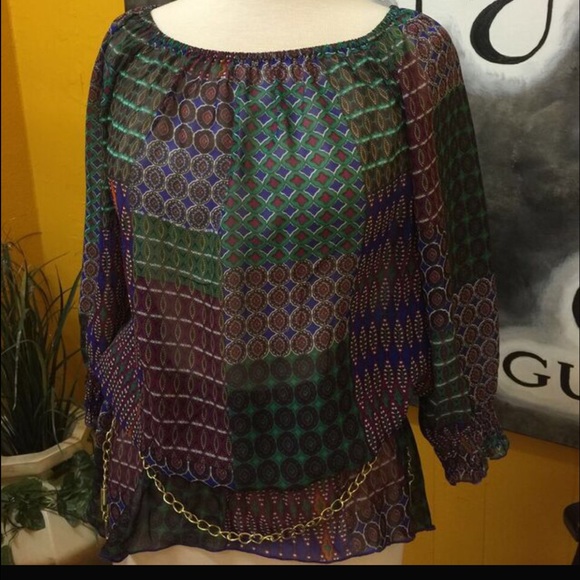 Women's blouse🚨SOLD🚨