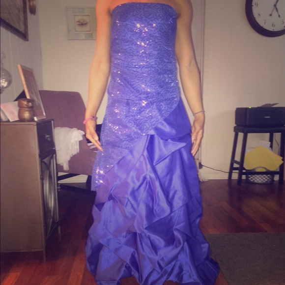 Royal blue sequenced/ruffled prom dress