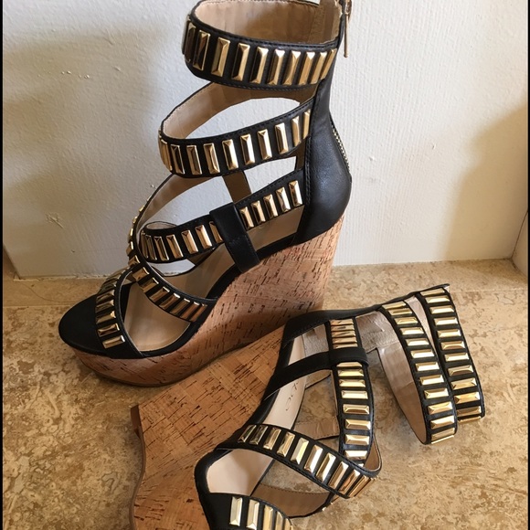 Bebe Gladiator Wedges Size 7