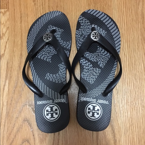 Tory Burch flip flops size 6