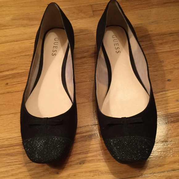 SOLD! Sparkly Black Guess Flats