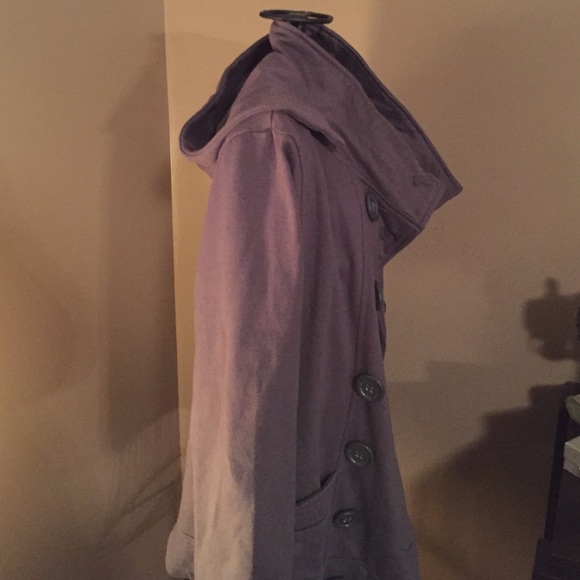 Light weight jacket - Picture 3 of 4