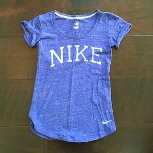 adorable Nike shirt !
