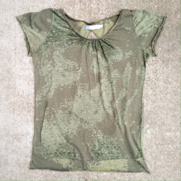 🌵SALE🌵Open back lightweight Tee