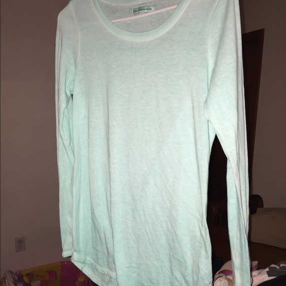 AE crochet sleeve long sleeve tee