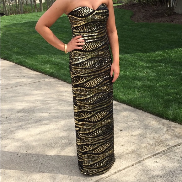 Dresses & Skirts - Prom dress