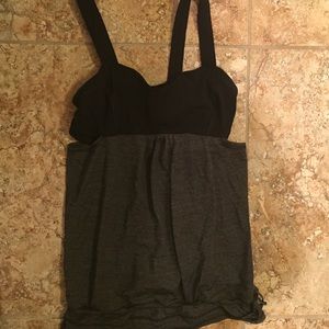 Lululemon workout top