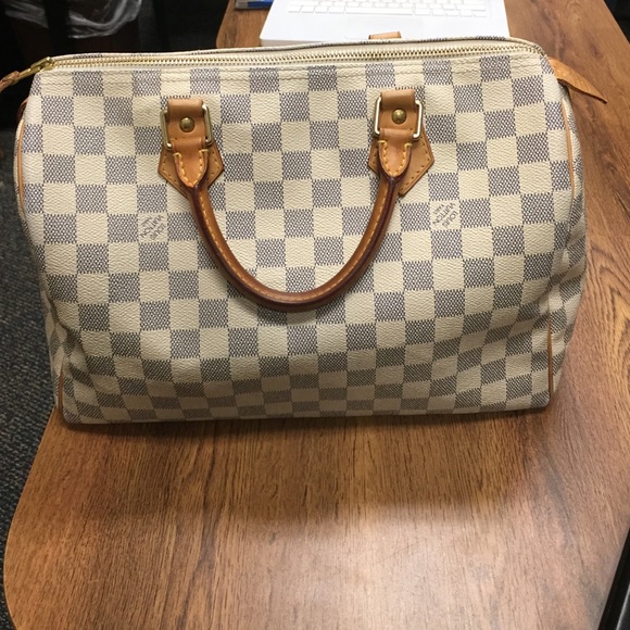Louis Vuitton Handbags - AUTHENTIC Louis Vuitton Speedy 35