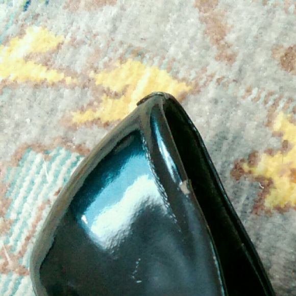 SOLD // Black Patent Pumps (Additional Photos) - Picture 3 of 4