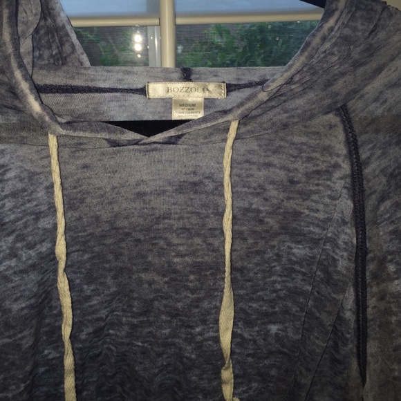 weathered blue hoodie/long sleeve - Picture 2 of 2