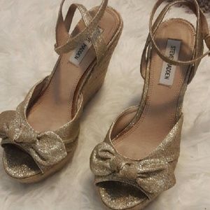 Gold glitter wedges