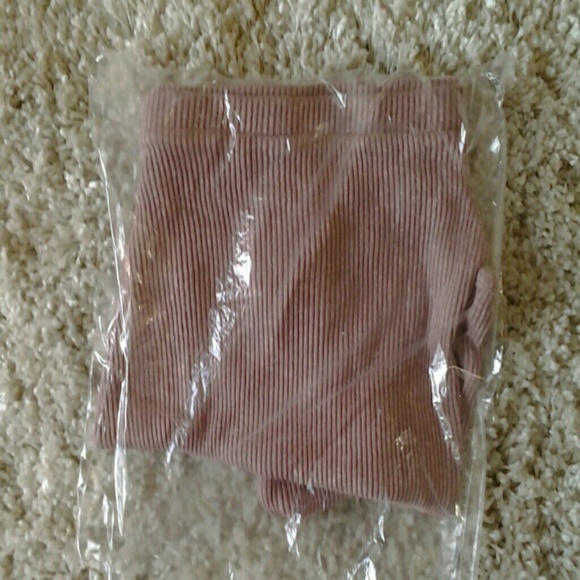 SOLD💛 - Picture 2 of 3