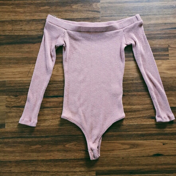 SOLD💛 - Picture 3 of 3