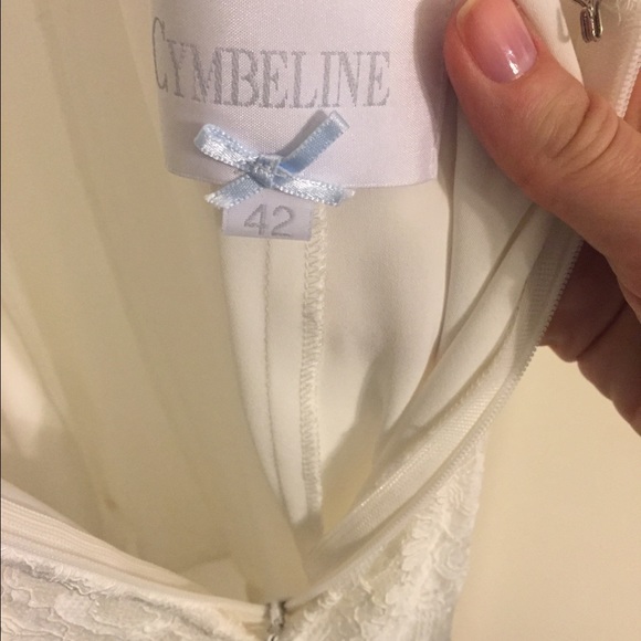 Additional Photos Cymbeline Wedding Gown - Picture 4 of 6