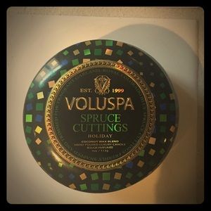 Voluspa, spruce cuttings candle