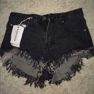 Black festival high wasted shorts