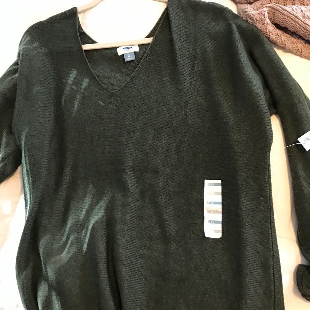 Old navy light sweater olive green new with tags