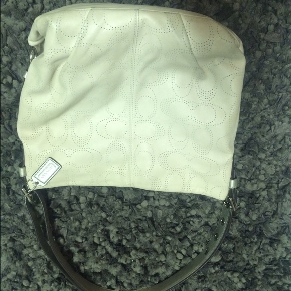 Purse - Picture 3 of 4