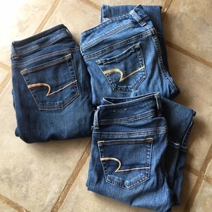 💥SOLD💥💎Bundle Sale💎 3 American Eagle Jeans