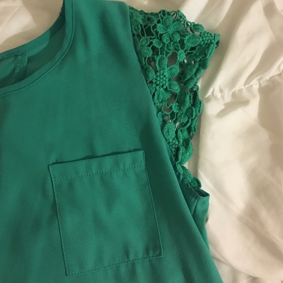 Top - Picture 2 of 3