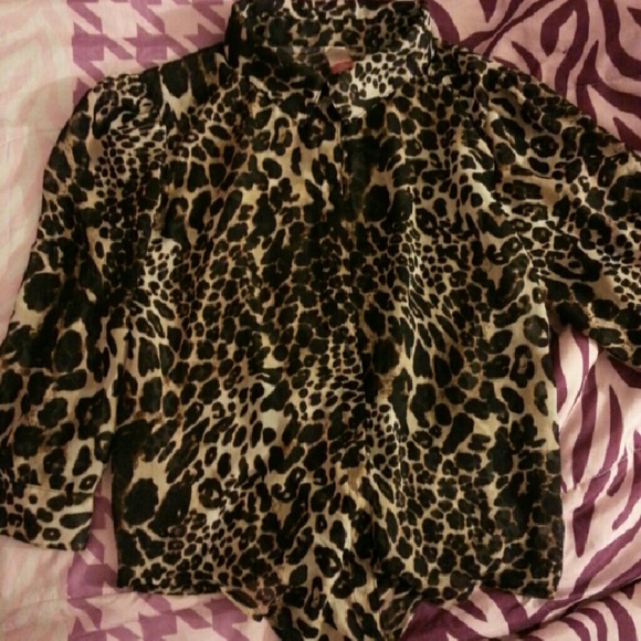 Dress shirt - Picture 1 of 2
