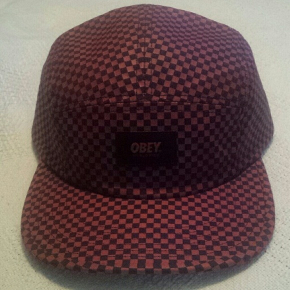OBEY 5 Panel
