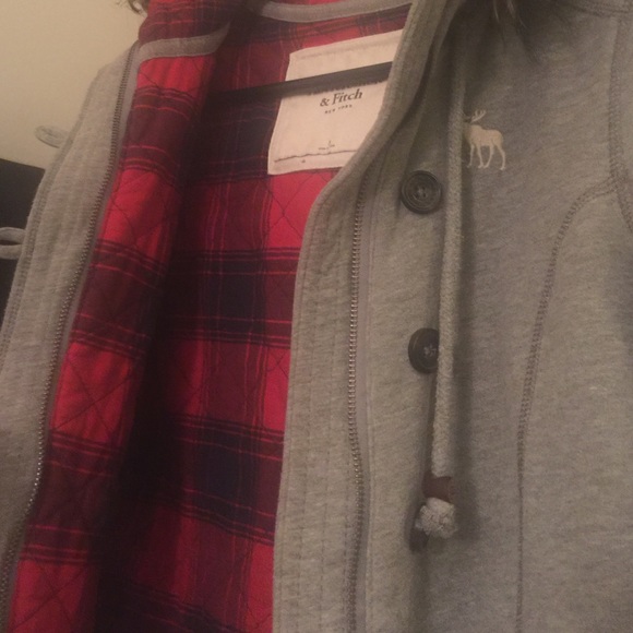 Abercrombie & Fitch sweater jacket. - Picture 2 of 4