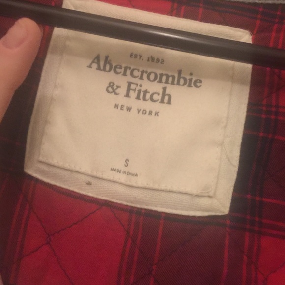 Abercrombie & Fitch sweater jacket. - Picture 3 of 4