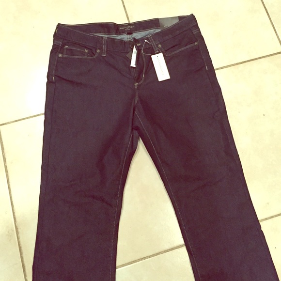 Banana Republic Straight Leg Jeans! New with Tags! - Picture 1 of 4